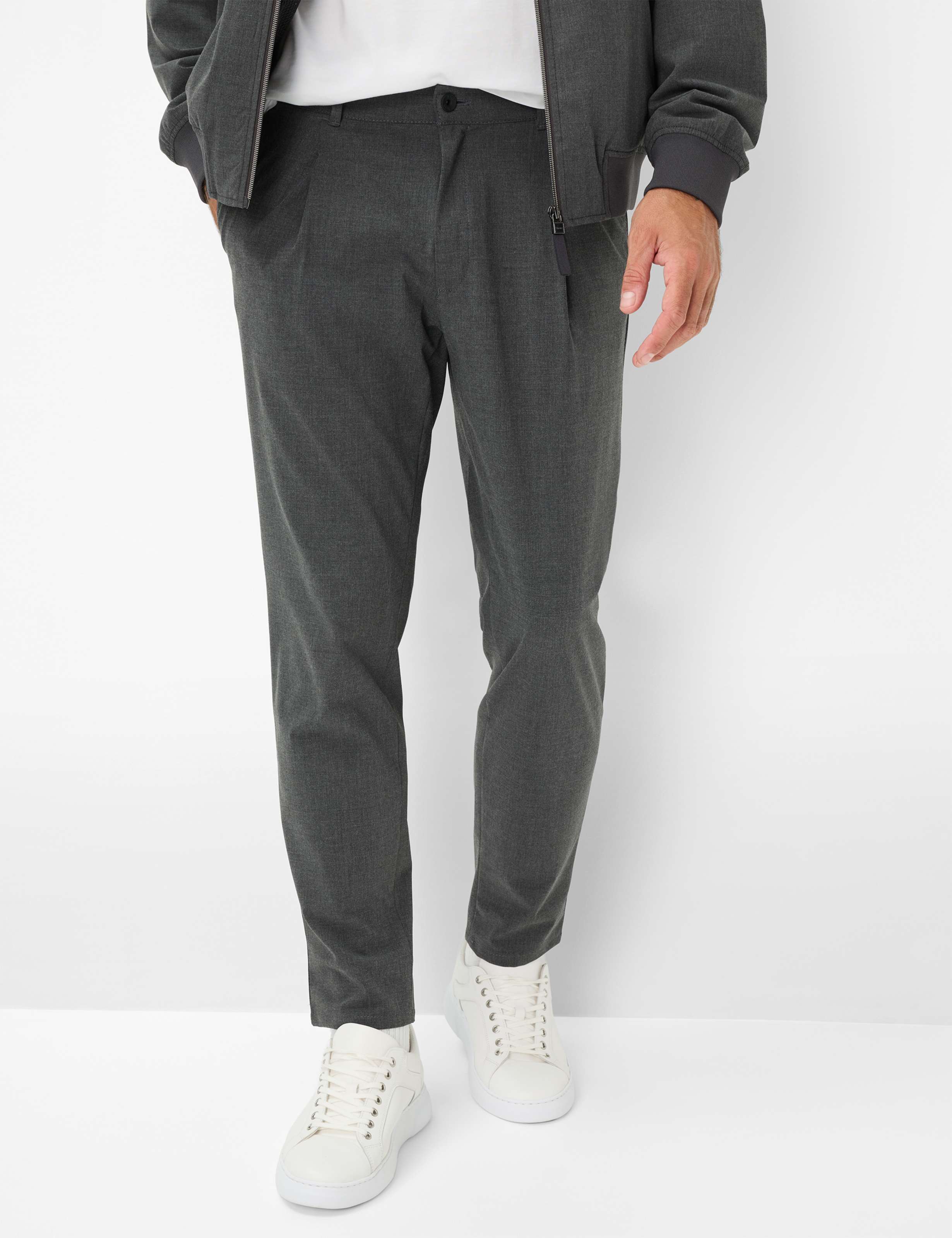 Shades of grey, Men, Style TINO, MODEL_FRONT_ISHOP