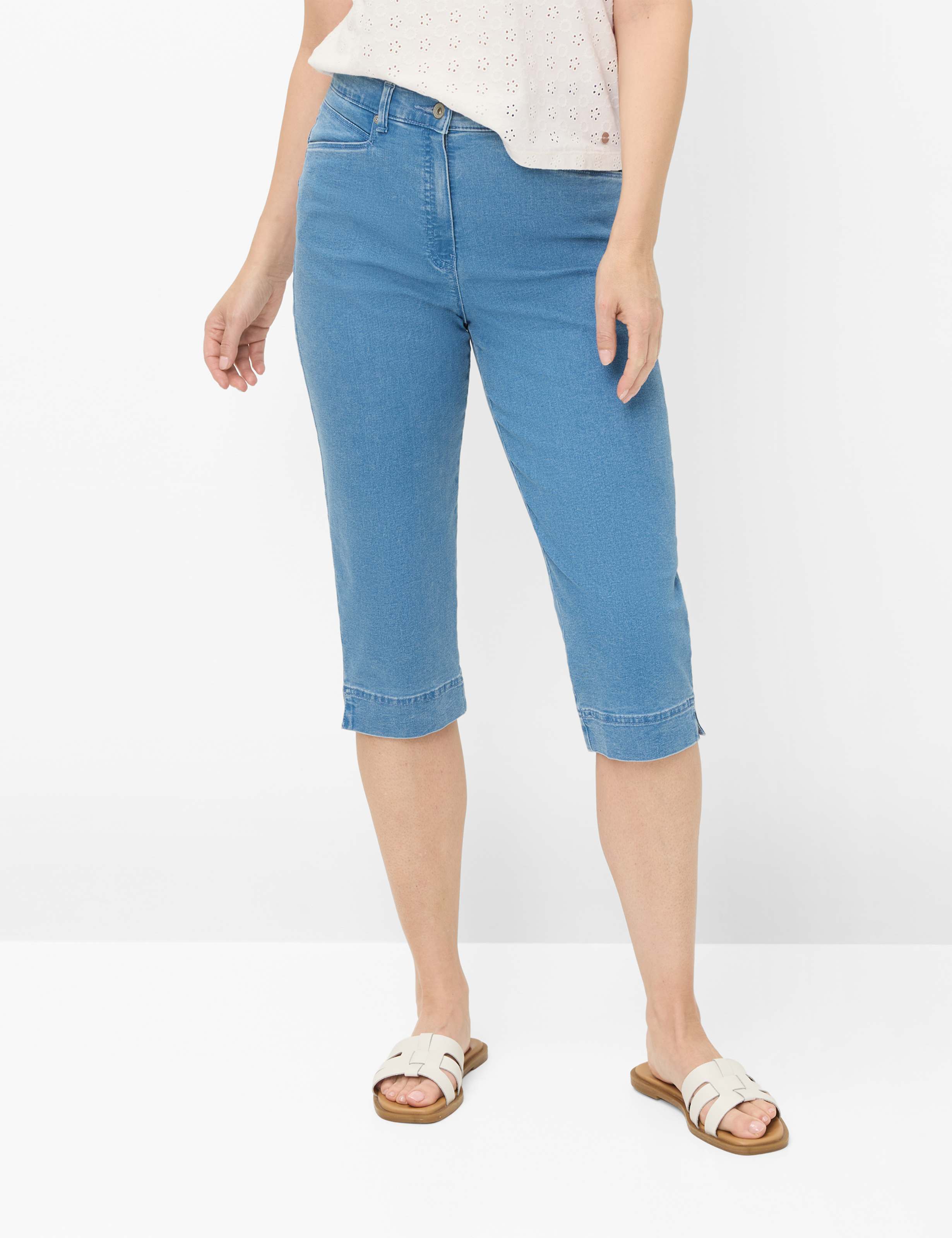 Raphaela by Brax Damen Jeans Style CAREN CAPRI, denim hellblau, Gr. 46
