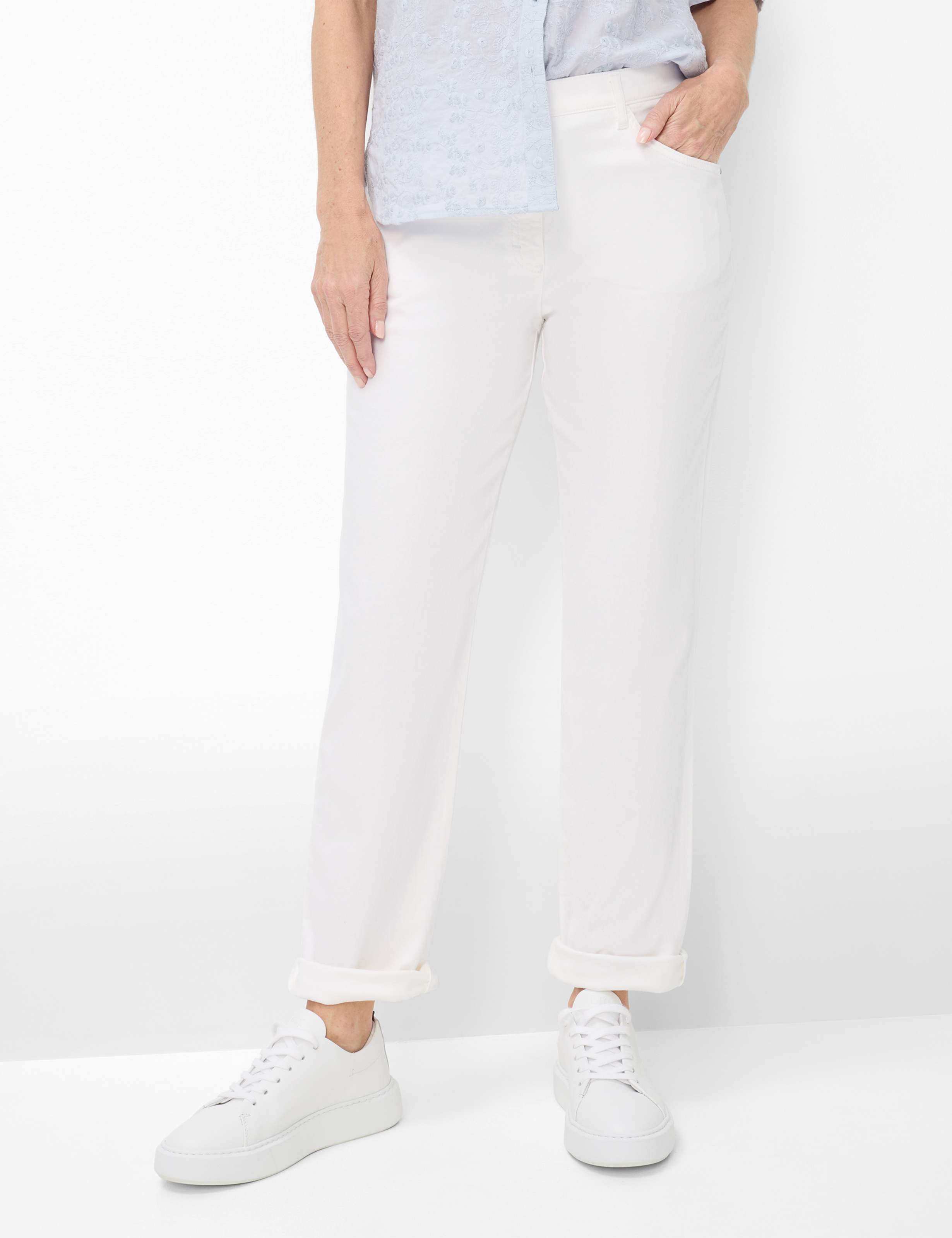 Raphaela by Brax Damen Five-Pocket-Hose Style CORRY WHITE, denim weiß, Gr. 50