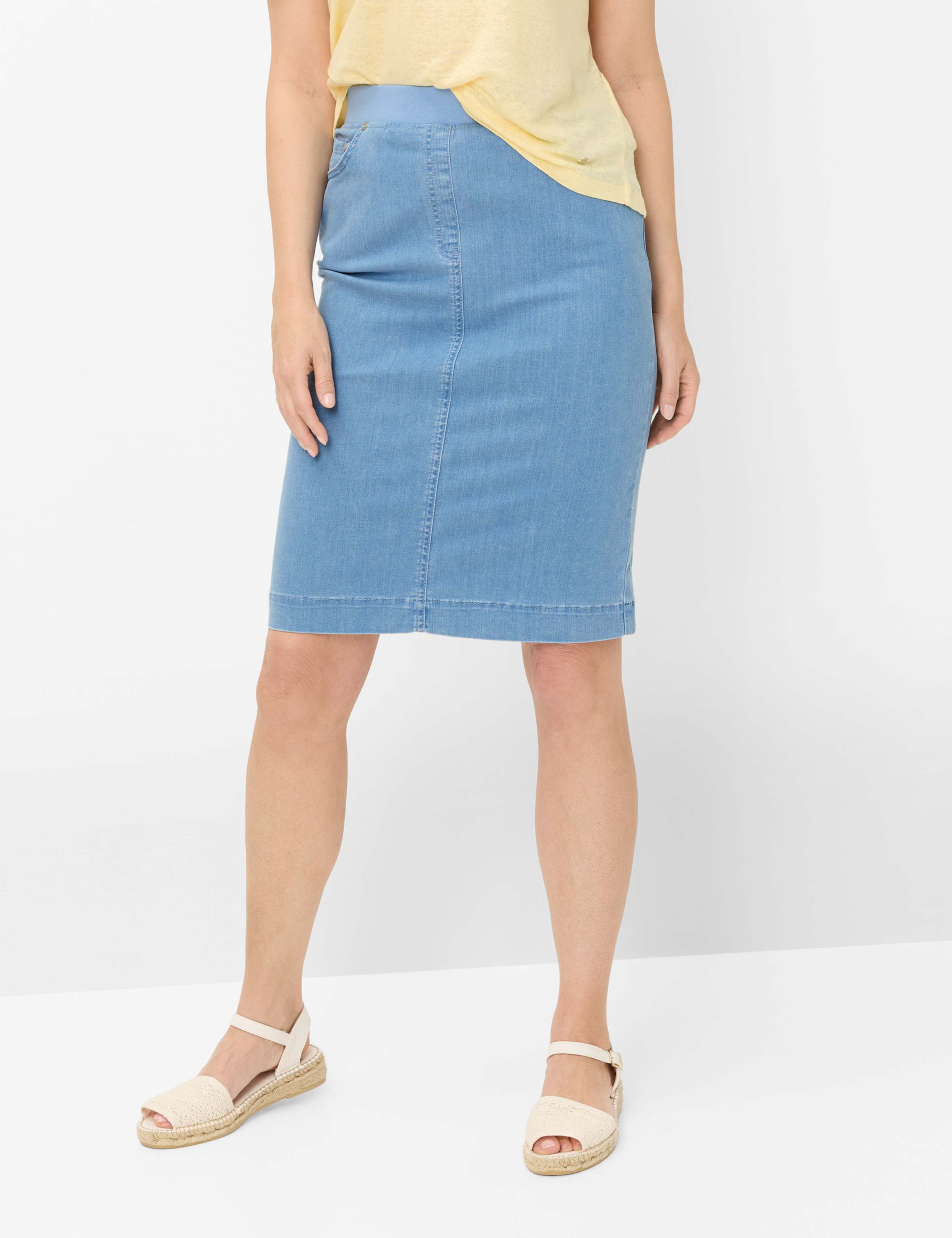 Raphaela by Brax Damen Jeans Style PAMINA SKIRT LIGHT BLEACHED, denim hellblau, Gr. 40K